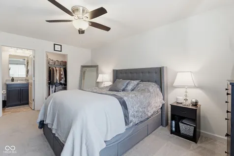 12075 Scoria Drive Fishers IN 46038