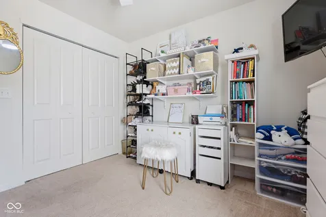 12075 Scoria Drive Fishers IN 46038