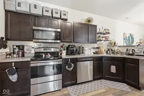 12075 Scoria Drive Fishers IN 46038