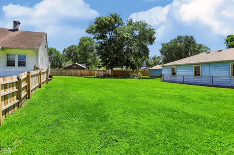 4929 W Caven Street Indianapolis IN 46241