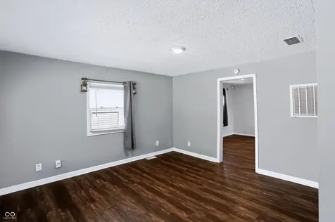 4929 W Caven Street Indianapolis IN 46241