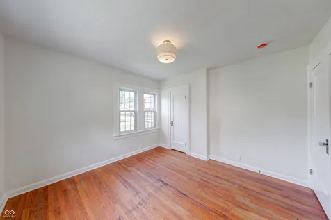 102 N Sheridan Avenue Indianapolis IN 46219