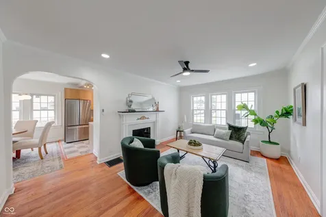 102 N Sheridan Avenue Indianapolis IN 46219