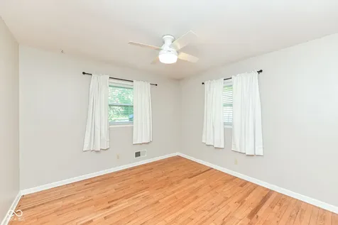 6905 Munsee Lane Indianapolis IN 46260