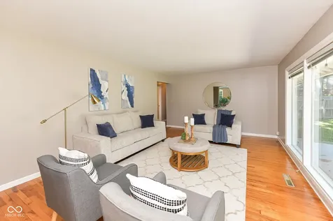 6905 Munsee Lane Indianapolis IN 46260