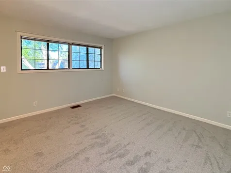 1526 Roanoke Drive Zionsville IN 46077