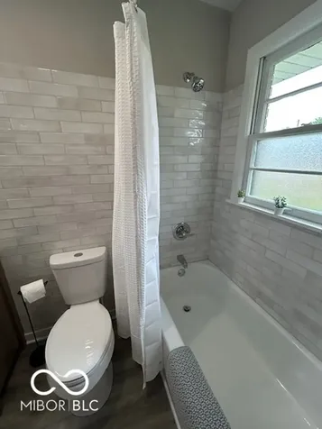 2705 W 38th Street Anderson IN 46011