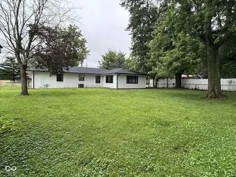 2705 W 38th Street Anderson IN 46011