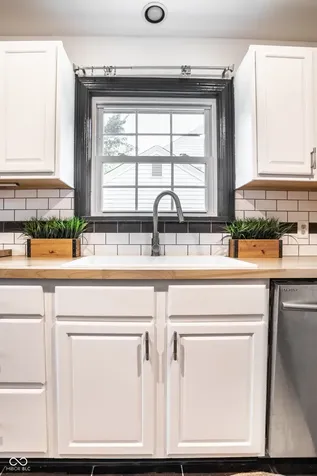 5934 Crittenden Avenue Indianapolis IN 46220