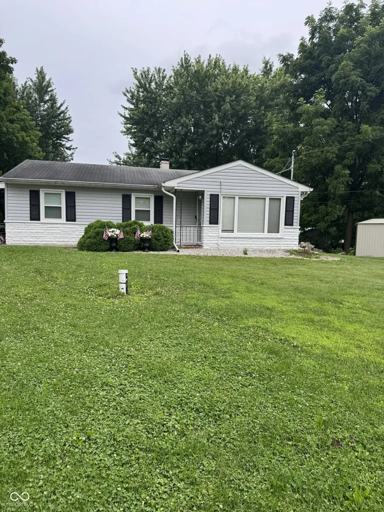 5245 E Edgewood Avenue Indianapolis IN 46237