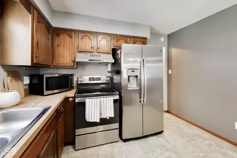 6768 W Brier Creek Drive New Palestine IN 46163