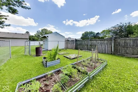 6768 W Brier Creek Drive New Palestine IN 46163