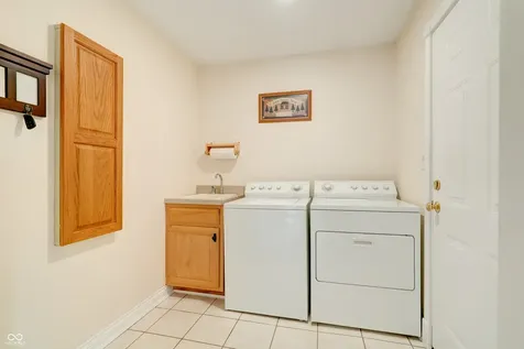 6750 Perrier Court Indianapolis IN 46278
