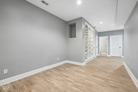 11464 Old Stone Drive Indianapolis IN 46236