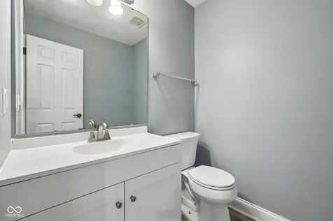 11464 Old Stone Drive Indianapolis IN 46236
