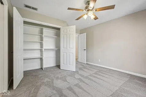 11464 Old Stone Drive Indianapolis IN 46236