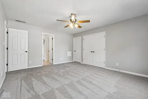11464 Old Stone Drive Indianapolis IN 46236