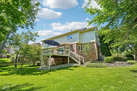 11464 Old Stone Drive Indianapolis IN 46236