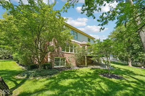 11464 Old Stone Drive Indianapolis IN 46236
