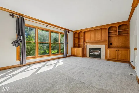 11464 Old Stone Drive Indianapolis IN 46236