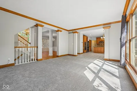 11464 Old Stone Drive Indianapolis IN 46236