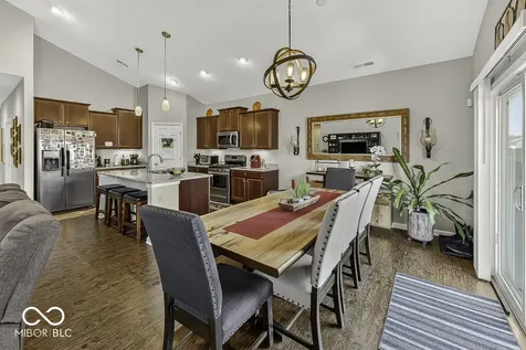 1242 Northcraft Court Franklin IN 46131