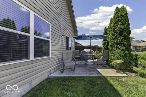 1242 Northcraft Court Franklin IN 46131