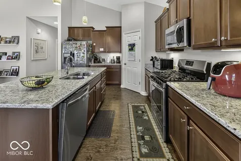 1242 Northcraft Court Franklin IN 46131
