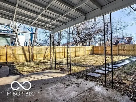 849 N Oakland Avenue Indianapolis IN 46201