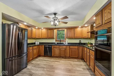528 N Pearl Street Thorntown IN 46071
