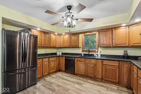 528 N Pearl Street Thorntown IN 46071