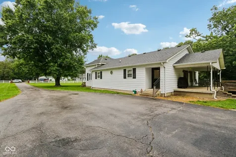 528 N Pearl Street Thorntown IN 46071