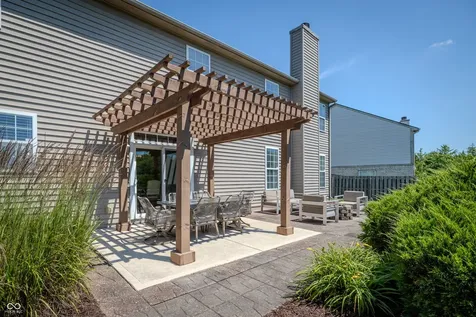 5825 Courtyard Crescent Indianapolis IN 46234
