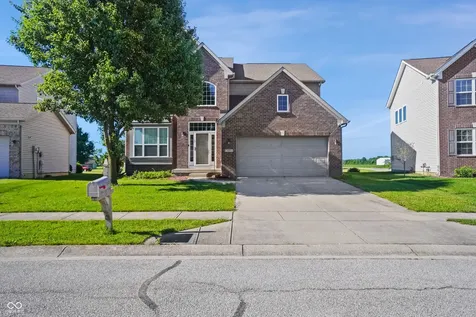 7895 Blue Jay Way Zionsville IN 46077