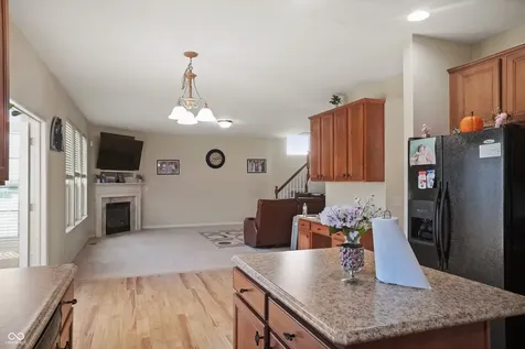 7895 Blue Jay Way Zionsville IN 46077