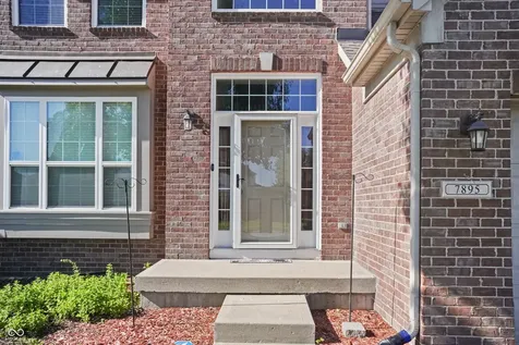 7895 Blue Jay Way Zionsville IN 46077
