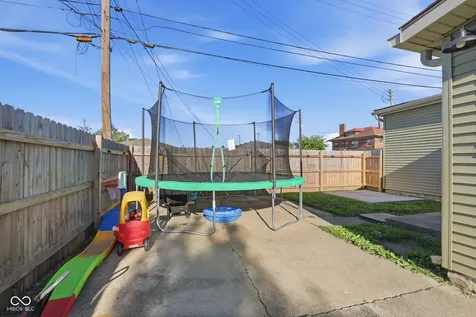 20 W Locust Street Shelbyville IN 46176