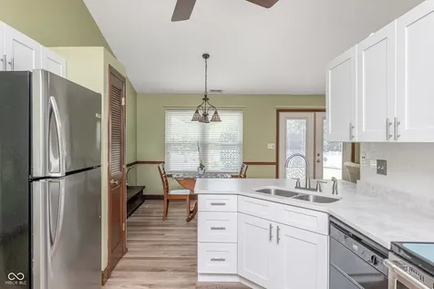 7551 Pennycroft Drive Indianapolis IN 46236