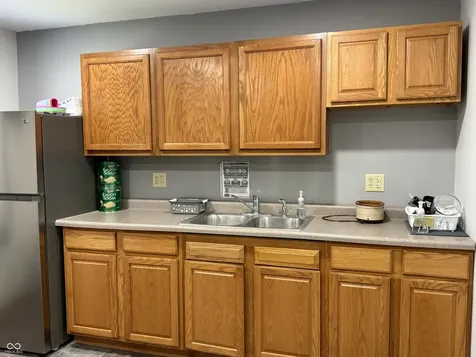 5136 E Stop 11 Road Indianapolis IN 46237