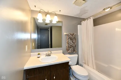 2805 Punto Alto Circle Indianapolis IN 46227