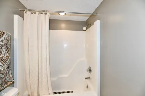 2805 Punto Alto Circle Indianapolis IN 46227