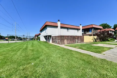 2805 Punto Alto Circle Indianapolis IN 46227