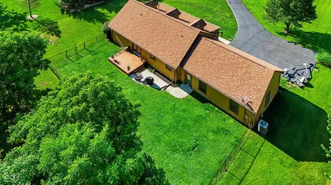 4412 W Pitcher Drive Trafalgar IN 46181