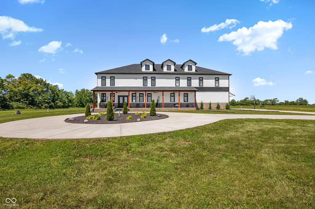 6305 Sunshine Meadows Lane Brownsburg IN 46112