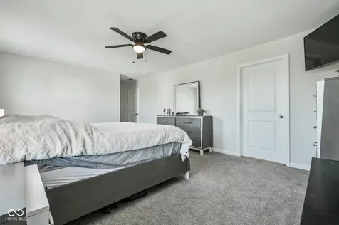 1435 Fleming Drive Greenfield IN 46140