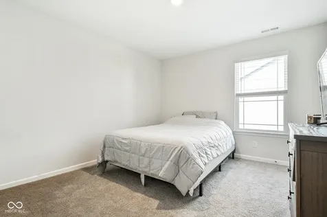 1435 Fleming Drive Greenfield IN 46140