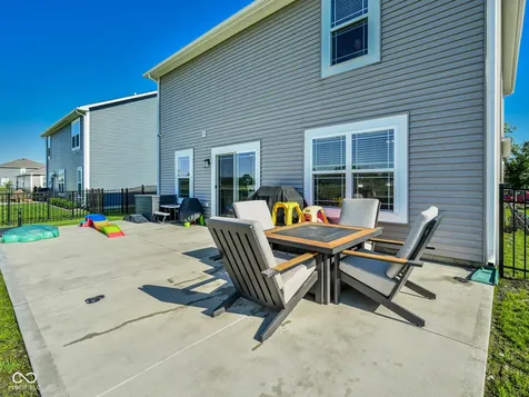1435 Fleming Drive Greenfield IN 46140