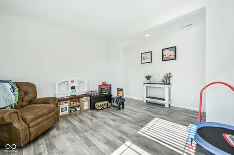 1435 Fleming Drive Greenfield IN 46140