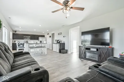 1435 Fleming Drive Greenfield IN 46140