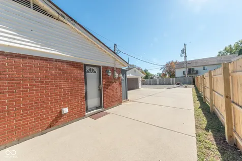 2855 12th Street Columbus IN 47201